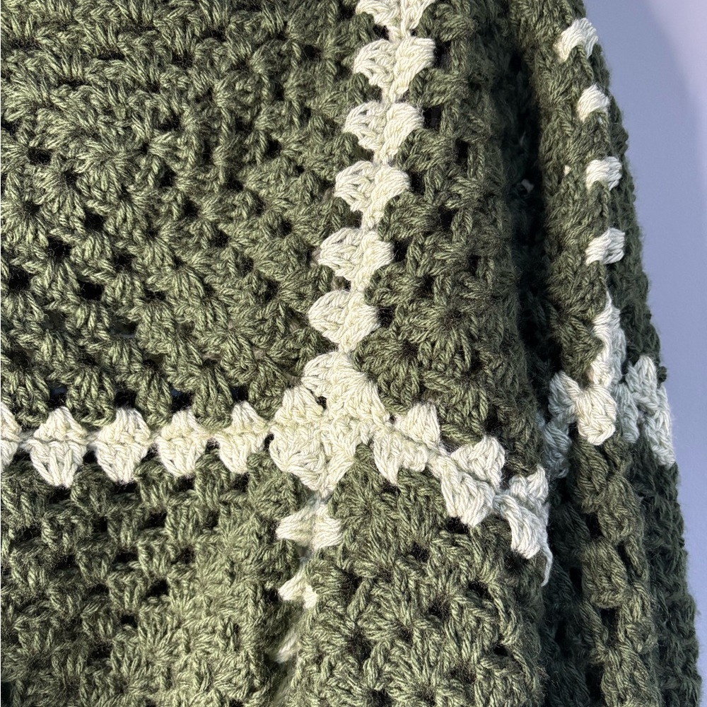 Handmade Trendy Army Green Crochet Sweater Balloon Sleeve Comfy Oversized M/L - Picture 2 of 10